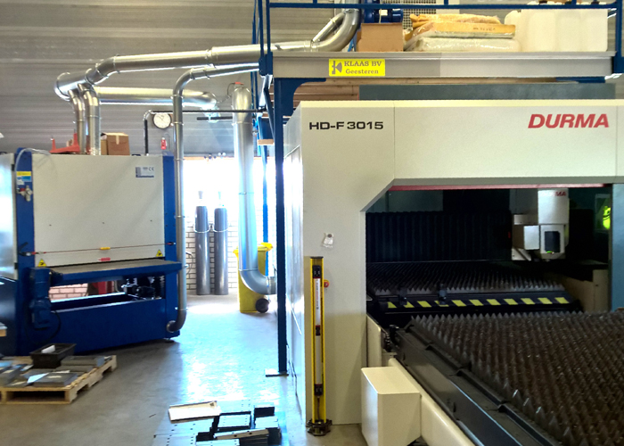 Tuwi heeft de installatie afgerond van een Durma fiberlaserlaser (model HD-F 3015 – 3 kW) en een Costa ontbraammachine (model MD4 – CV) bij Klaas Metaal.