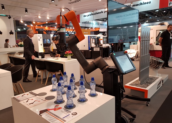 Dymato cobot Hanwha