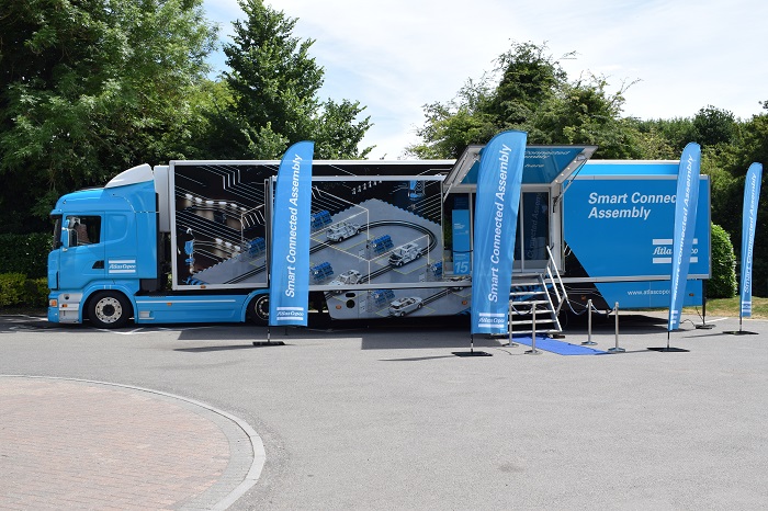 Smart Connected Assembly Truck
