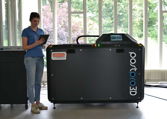 De PostPro3D machine in de speciale demonstratieruimte van Leering Hengelo.