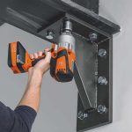 De nieuwe FEIN accuslagschroevendraaier ASCD 18-1000 W34: een robuuste krachtpatser met borstelloze motor en een draaimomentinstelling in zes standen voor metrische schroefverbindingen tot een schroefgrootte van M27.