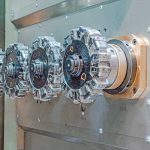 Met de nieuw ontwikkelde schijffrees voor zowel het voor- als nabewerken, heeft Mapal de productietijd weten te reduceren.