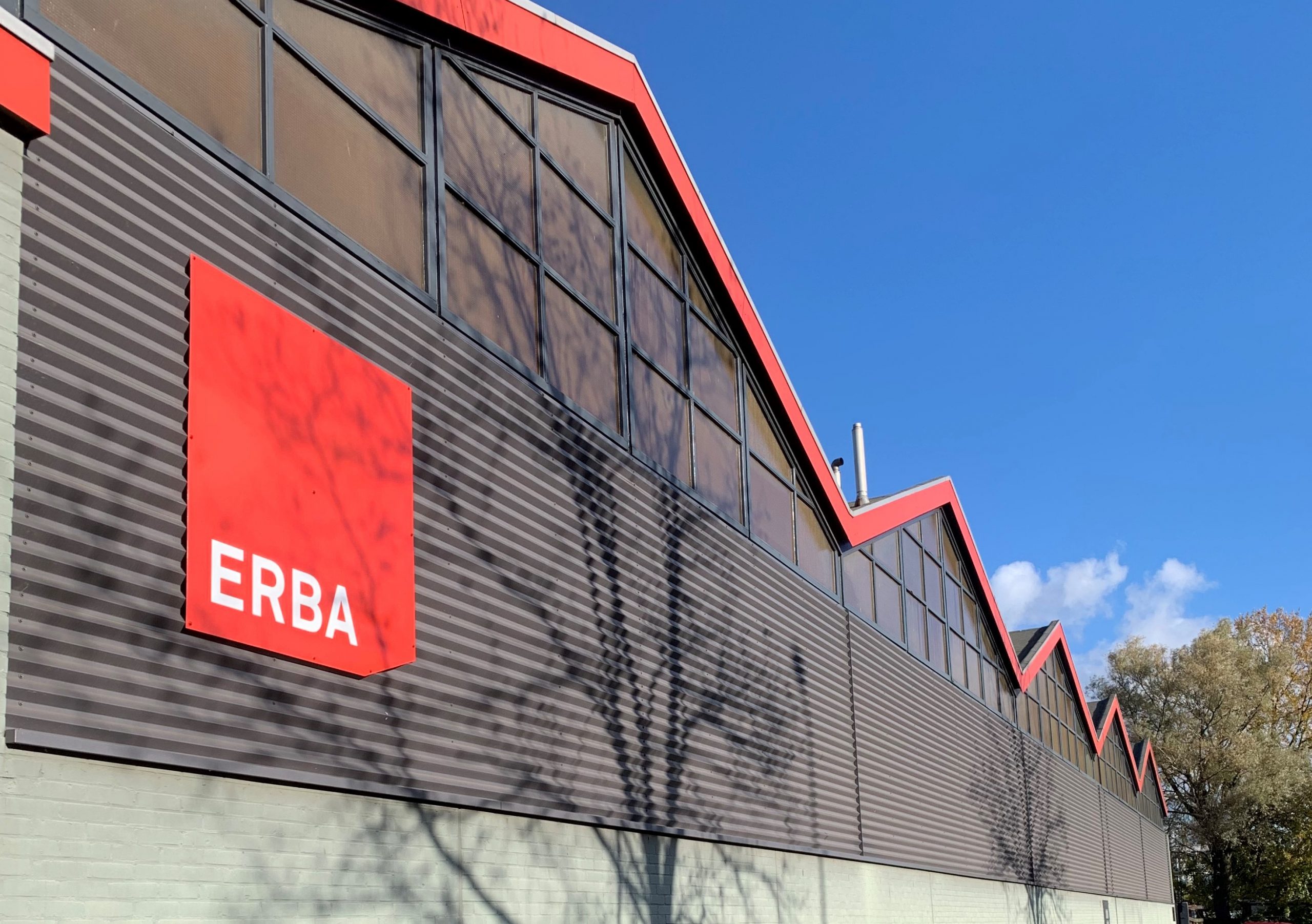 Euro Equipment Nederland in Rotterdam is al sinds 2013 onderdeel van ERBA Plaatbewerking en gaat nu verder onder de handelsnaam ERBA.