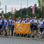 Een groot deel van het team van Machinefabriek Westerhof nam deel aan de trainingsdag in het heuvelachtige gebied rond Bad Iburg om te wennen aan het klimmen.