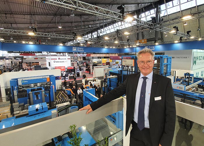 Erik Laar, sales manager Nederland bij Prima Power: “Onze sterkte is dat we de volledige kracht van een machinepark in één lijn kunnen aanbieden.”