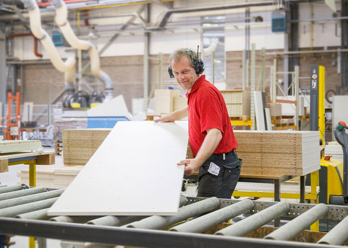 Vepa organiseert tijdens de Week van de Circulaire Economie een workshop over het duurzaam produceren van meubelen in Nederland.