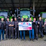 Na een nek-aan-nekrace was de OOM Award 2021 regio Noord-Nederland voor Landbouwmechanisatiebedrijf Bijker Mechanisatie. (Foto: Olivier Huisman