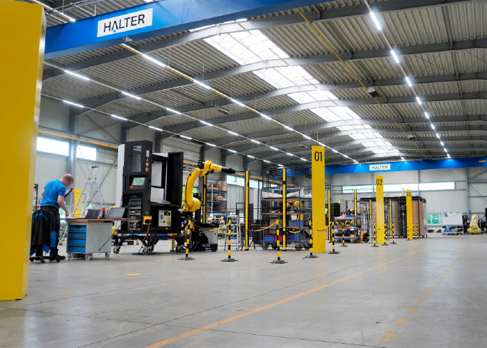 De nieuwe productiehal van Halter CNC Automation in Issum heeft een productiecapaciteit van 250 systemen per jaar.