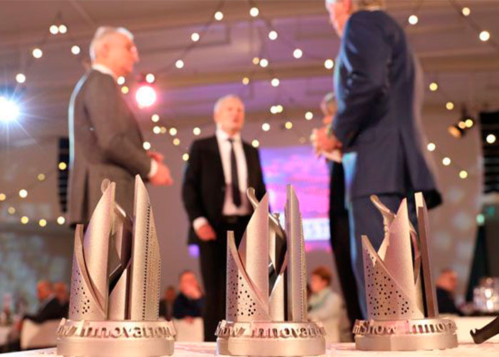 Tijdens de Avond van de Maakindustrie worden traditiegetrouw de TechniShow Innovation Awards uitgereikt. Dit jaar in de categorieën ‘Flexibel Produceren’, ‘Slim Produceren’ en ‘Digitale Fabriek’.