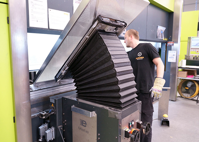 De productie van de panelen en de lamellen draait inmiddels op volle toeren. In het voorjaar start de montage op locatie