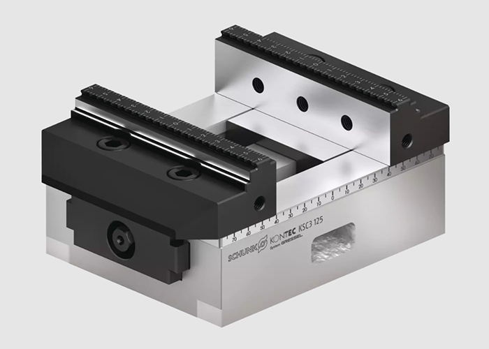 Dankzij de efficiënte krachtoverbrenging van de Kontec KSC3 worden de werkstukken veilig vastgehouden met klemkrachten tot 35 kN. (foto’s: Schunk)