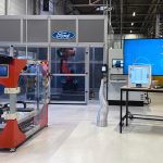 Ford produceert in het 3D-printcentrum onderdelen van maar een paar centimeter lang en 30 gram zwaar, tot onderdelen van 2,4 meter lang, 1,2 meter breed en 1 meter hoog met een gewicht van 15 kilo.