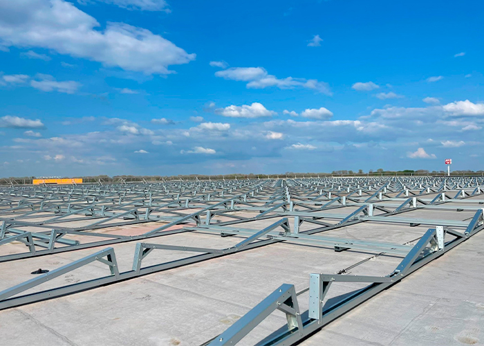Met de plaatsing van de 4800 zonnepanelen zal Evenementenhal Gorinchem in staat zijn om 2 megawatt aan vermogen op te wekken.