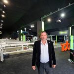 Jurgen Kroeze in het nieuwe Bodor Technology Center in Enschede. Hier staan zeven verschillende lasers (vlakbedlasers, buislasers en een profiellaser) werkend opgesteld.