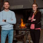 Sjoerd en Laura Sneeboer hebben het bedrijf twee jaar geleden overgenomen van hun ouders. Samen nemen zij de verduurzaming van het productieproces krachtig ter hand.