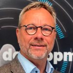 Henk Smid is teruggetreden als CEO van de Variass Group. Onder zijn leiding is Variass uitgegroeid tot een succesvolle hoogwaardige en technologische organisatie met een grote toegevoegde waarde voor de klant.