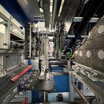 Moens Mouldings richt zich met zelf ontwikkelde robottechnologie op de productie van duurzame verpakkingen.