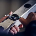 De technieken van profiel lasersnijden