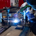 Bronafzuiging beschermt lassers tegen de schadelijke gevolgen van lasrook. De Arbeidsinspectie start een inspectiecampagne op lasrook. (Foto: Elektrolas)