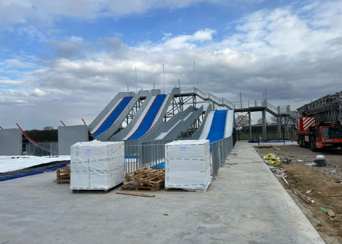 Winnaar ‘Sport en recreatie’: de 10 meter hoge stalen constructie in Eersel van Snetselaar Constructieve Ingenieurs en Reijrink Staalconstructie, waar bezoekers vanaf verschillende hoogtes kunnen springen en glijden.