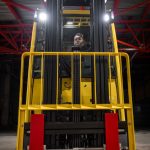 De elektrische Hyster A-serie is voorzien van een vernieuwde mastconstructie die 34% meer zicht biedt dan het vorige model.