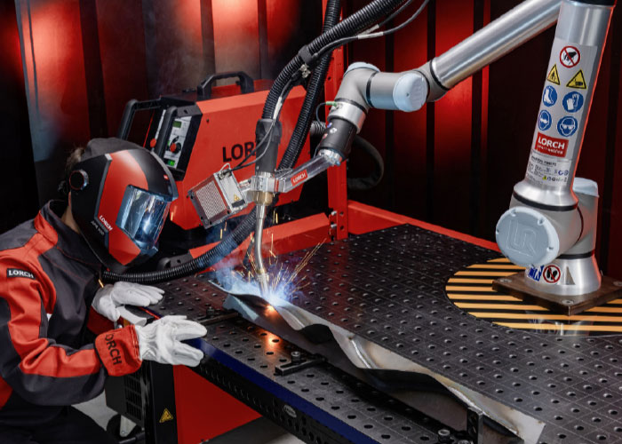 Innovatieve applicatietools zoals TouchSense, SeamTracking en SeamPilot vereenvoudigen het naadvolgen in collaboratief lassen en verhogen de efficiëntie van cobotlassen.