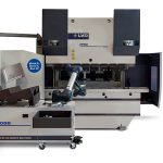 Ricobb is een collaboratief cobot-buigsysteem dat naadloos samenwerkt met alle LVD-afkantpersen die sinds 2001 zijn geïnstalleerd.