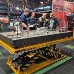 Lastafelshop.com timmert niet alleen online aan de weg maar neemt ook deel aan nationale en internationale vakbeurzen, zoals hier aan METAVAK.