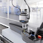 De kracht-momentensensor FTS registreert proceskrachten en -momenten met hoge resolutie en nauwkeurigheid, wat leidt tot precieze resultaten en consistente kwaliteit in de geautomatiseerde productie.