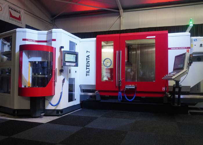 De Hedelius Tiltenta 7 NEO met Marathon SR415 palletmagazijn combineert vijfassige bewerking met geautomatiseerde belading.