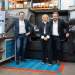 Marcel Wolters (links) neemt E.G. Engineering en STARA over van Edwin en Mariska Grievink.