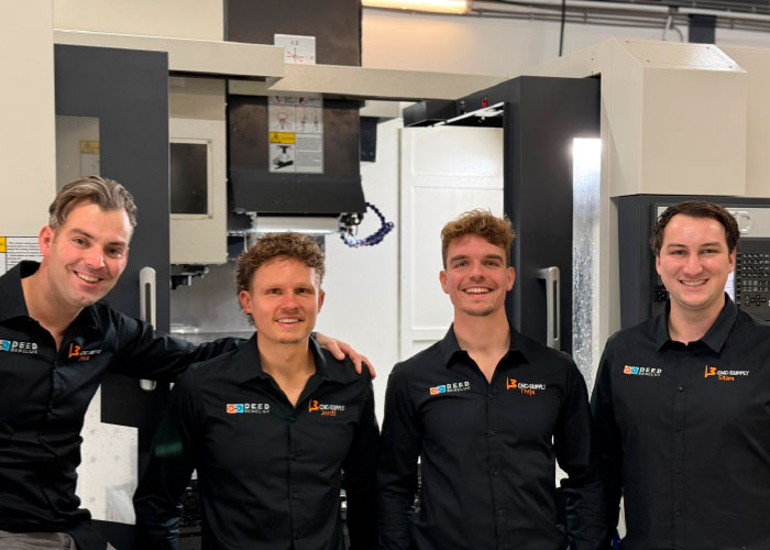 Dick van der Lee, Jordi Kox, Thijs Adriaans en Stan Jacobs (v.l.n.r.) zijn de gezichten achter CNC-Supply. Met de bewerkingsmachines van DEED willen ze de markt gaan opschudden.