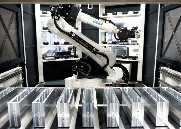 Veehof Precision Machining investeert al vijftien jaar in automatisering.