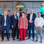 De oprichters van TechNext bij de lancering. V.l.n.r. Michel Donners (OOM), Johann Honders (CNV), Ben Kemna (A+O Metalektro), Mike Broekhuizen (TechNext), Zwanny Naber (FNV), Jos Kleiboer (Koninklijke Metaalunie), Erik Tierolf (FME), Gerwin Peppelman (TechNext) (Foto: NFP/Pieter Magielsen Fotografie)