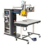 TechniShow-bezoekers kunnen zelf puntlassen op een Rewigo puntlasmachine om direct de gebruiksvriendelijkheid, stabiliteit en constante laskwaliteit te ervaren, die Rewigo kenmerkt.