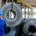 Door de invoering van het Europese Carbon Border Adjustment Mechanism (CBAM) lopen staalimporteurs tegen forse kostenstijgingen aan, die onvermijdelijk worden doorberekend aan hun klanten.