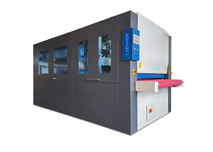 Met de nieuwste RotoMaster ontbraammachine (type TdSRm-1500) is het mogelijk om in één doorloop een radius van 3 mm aan te brengen. 