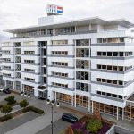 Het hoofdkantoor van VDL Groep in Eindhoven. Het industriële familieconcern groei verwacht met name groei in het tweede halfjaar van 2026. Wel zijn deze vooruitzichten afhankelijk van de impact van de instabiliteit in het Midden-Oosten.