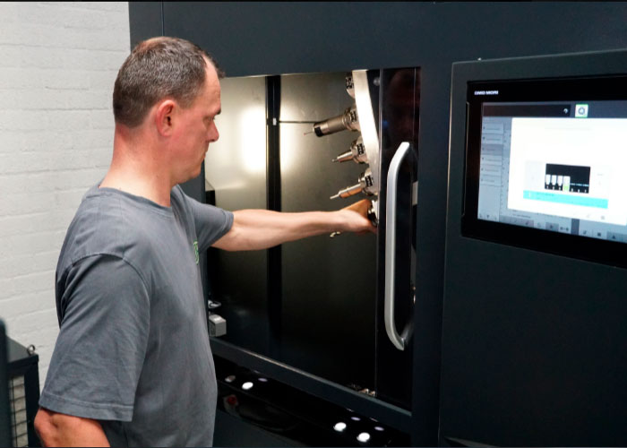 Een extra bron van onzekerheid bij onbemande productie is gereedschapsslijtage of een tekort aan beschikbare tools. De BMO-software neemt deze zorg bij de vakman weg met Tool Life Management.