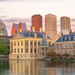 Het kabinet is nog maar net begonnen en wordt direct geconfronteerd met stevige financiële tegenvallers.