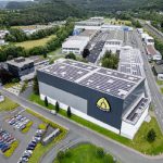 De hoofdvestiging van Klingspor in Haiger. De productiefaciliteiten van het bedrijf produceren meer dan 50.000 artikelen voor een breed scala aan schuurtoepassingen.