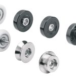 Drie materialen, talloze loopcontouren: Overal waar beweging moet worden beheerst, zorgen de nieuwe gelagerde geleiderollen van Kipp voor een soepele loop op rails, profielen of rollenbanen.