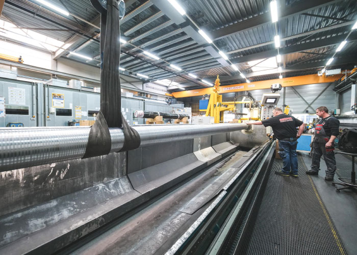 Griekspoor is gespecialiseerd in het aanbrengen en afwerken van coatings voor de maritieme en de hydraulische industrie, met name zuigerstangen.