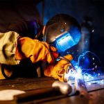 Bedrijven die geen eigen las faciliteiten hebben of laswerk willen uitbesteden voor specifieke toepassingen, zijn gebaat bij een partner die meer biedt dan alleen uitvoerende capaciteit.