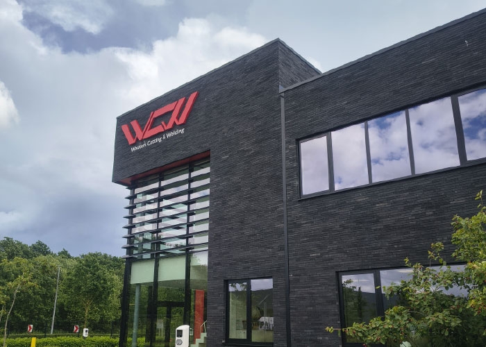 Met een persoonlijke aanpak, uitgebreide kennis en sterke service heeft Wouters Cutting & Welding zich ontwikkeld tot een bekende en gerespecteerde naam op het gebied van lassen en snijden.